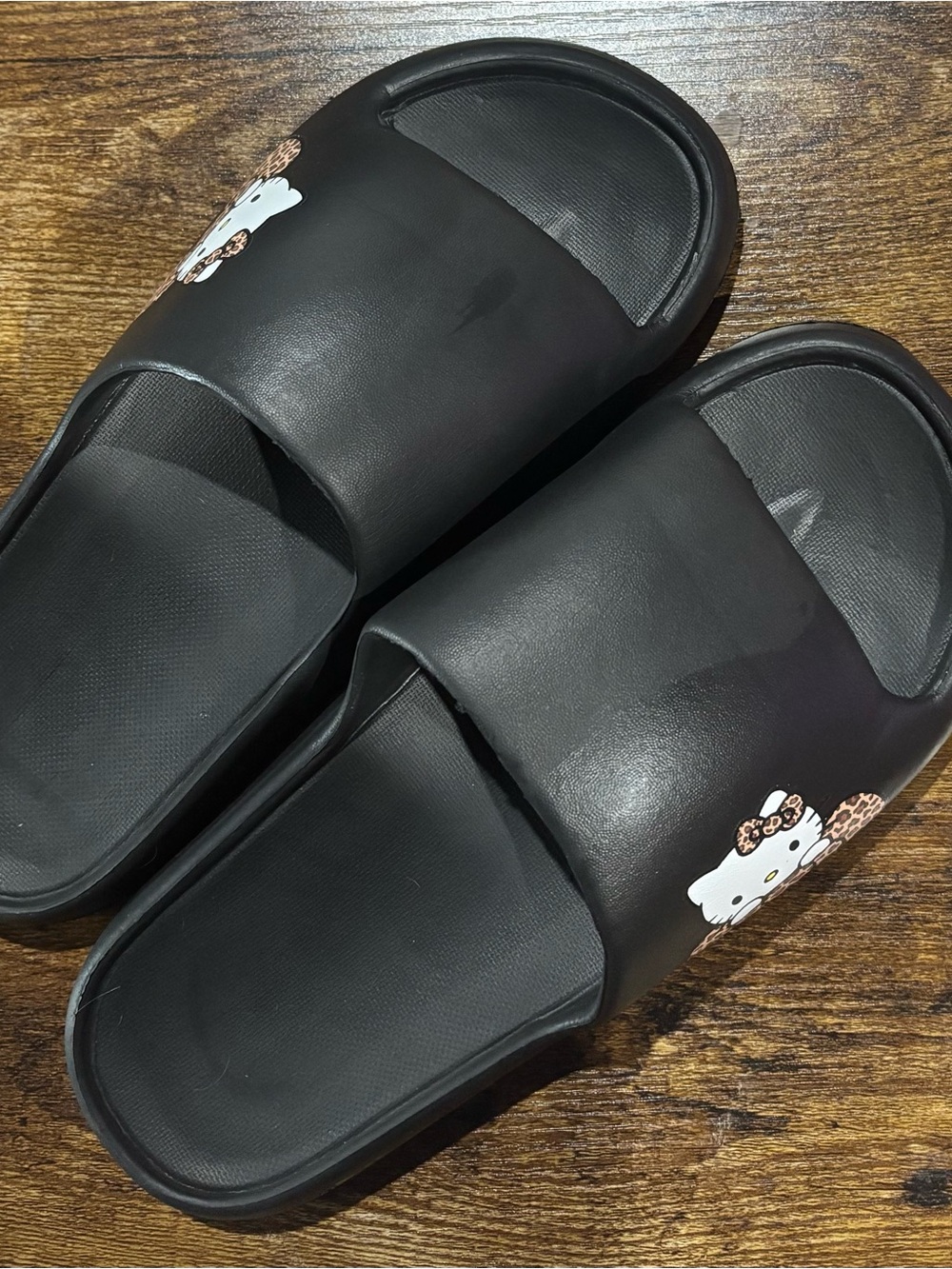 Black Hello Kitty Leopard Bow Slide Sandals